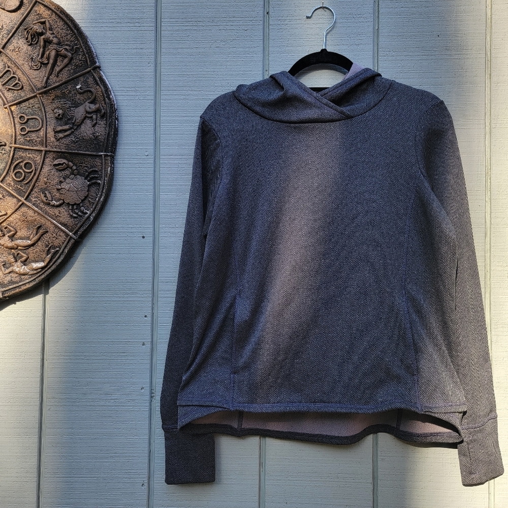 Champion Workout Hoodie Thumbholes